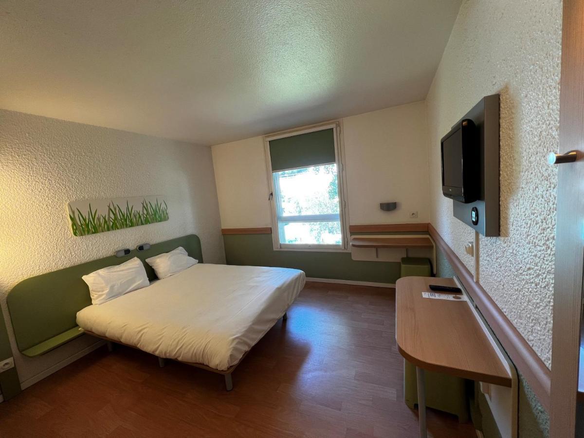 Ibis Budget Est Porte D'aubagne Marseilles