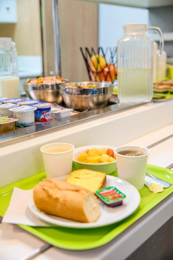 Ibis Budget Est Porte D'aubagne Hotel Marseilles
