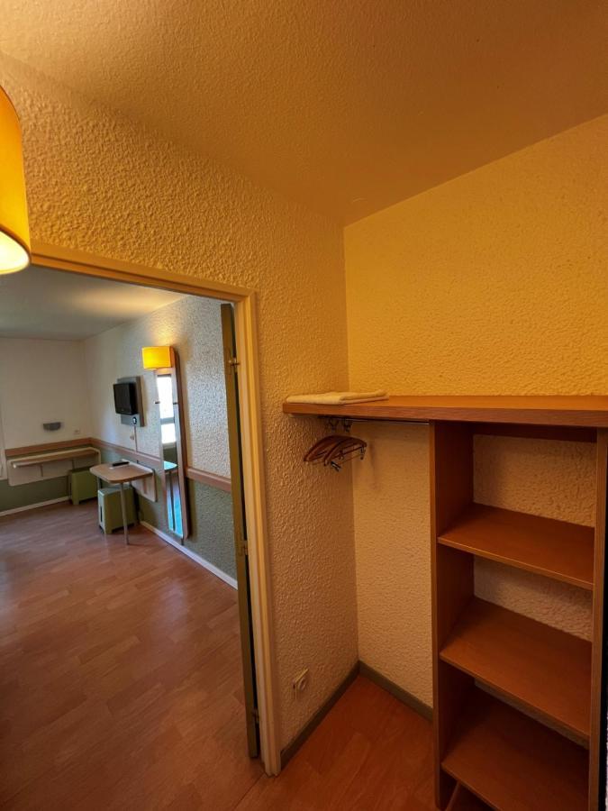 Hotel Ibis Budget Est Porte D'aubagne
