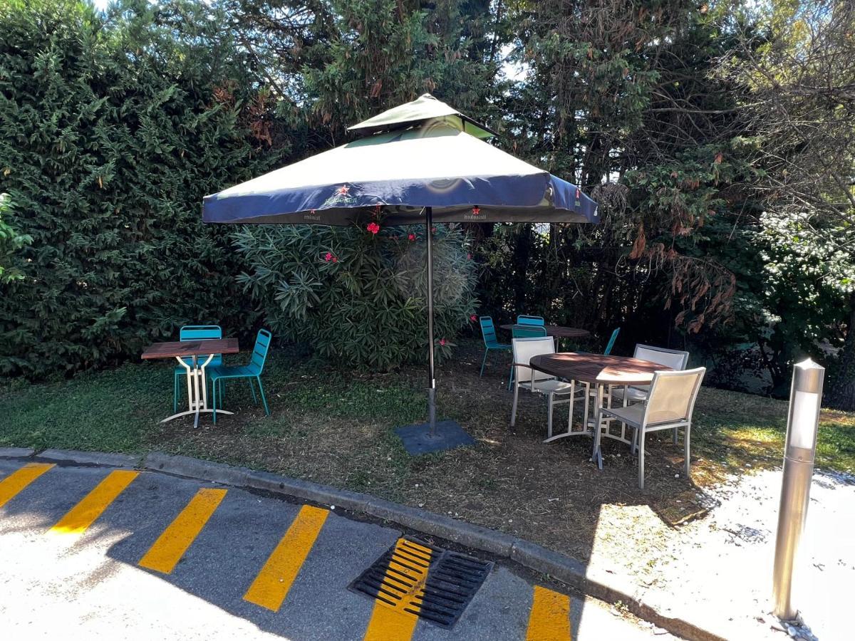 Ibis Budget Est Porte D'aubagne Hotel Marseilles